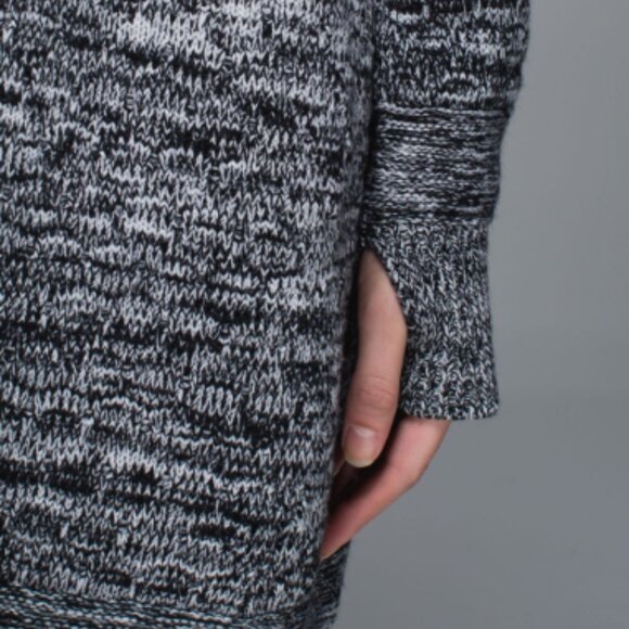 Lululemon Women's Merino Wool Sweater - Read Listing for Sizing - Picture 16 of 16